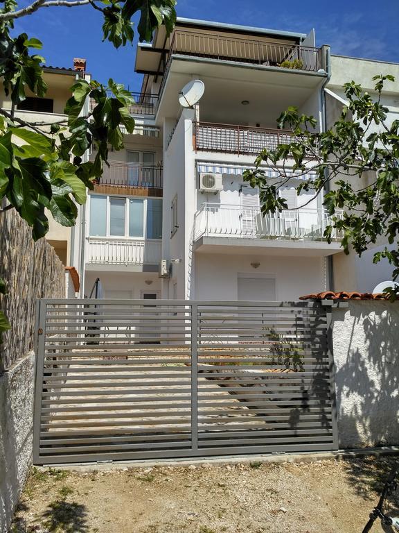 PUY Apartment Natalia מראה חיצוני תמונה